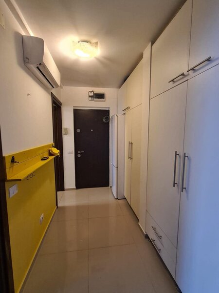 Berceni, intre metrou Piata Sudului si C-tin Brancoveanu, garsoniera